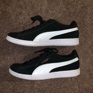 PUMA Vikky Canvas Sneakers Black - Size 7.5